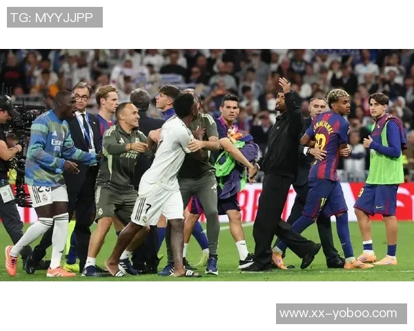 维尼修斯私下表态不愿在遭球迷嘘声的地方继续踢球